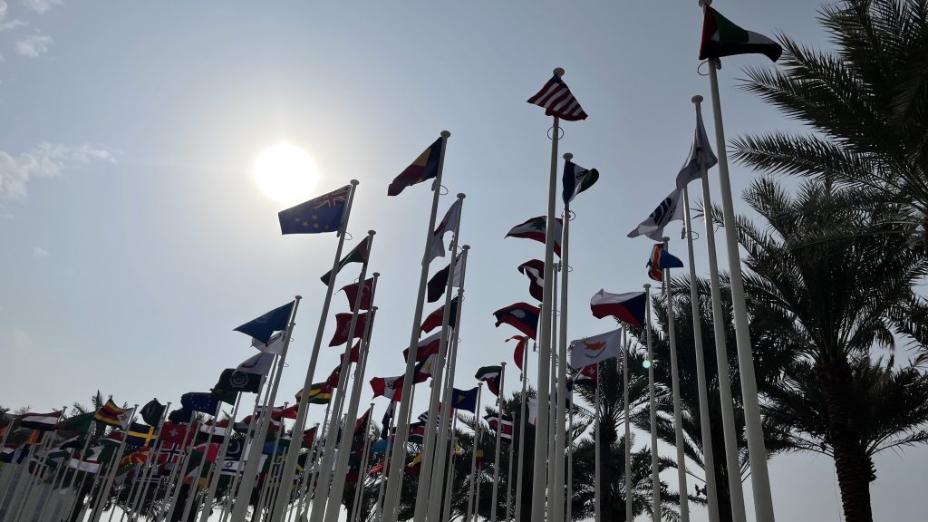 Šestka, all around the world